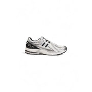 New Balance men sneakers leather white m1906r size 3.5 silver and black running shoe with sleek modern design