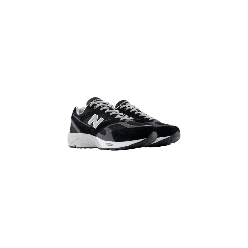 New Balance Graue Herren-Sneaker aus Wildleder mit schwarzem und grauem 990v3-Laufschuhdesign, weißen Schnürsenkeln und klobiger Zwischensohle