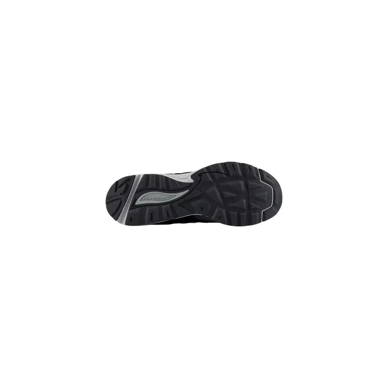 Schwarze und silberne Gummisohle new balance Graue Herren-Sneaker aus Wildleder, geeignet zum Laufen und für die Freizeit.
