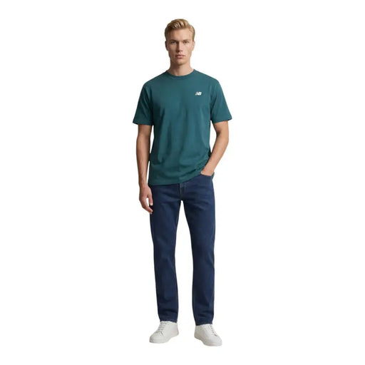 New Balance Herren-T-Shirt, grün, Baumwolle, Kurzarm, Rundhalsausschnitt, mit kleinem weißen Logo auf der linken Brustseite