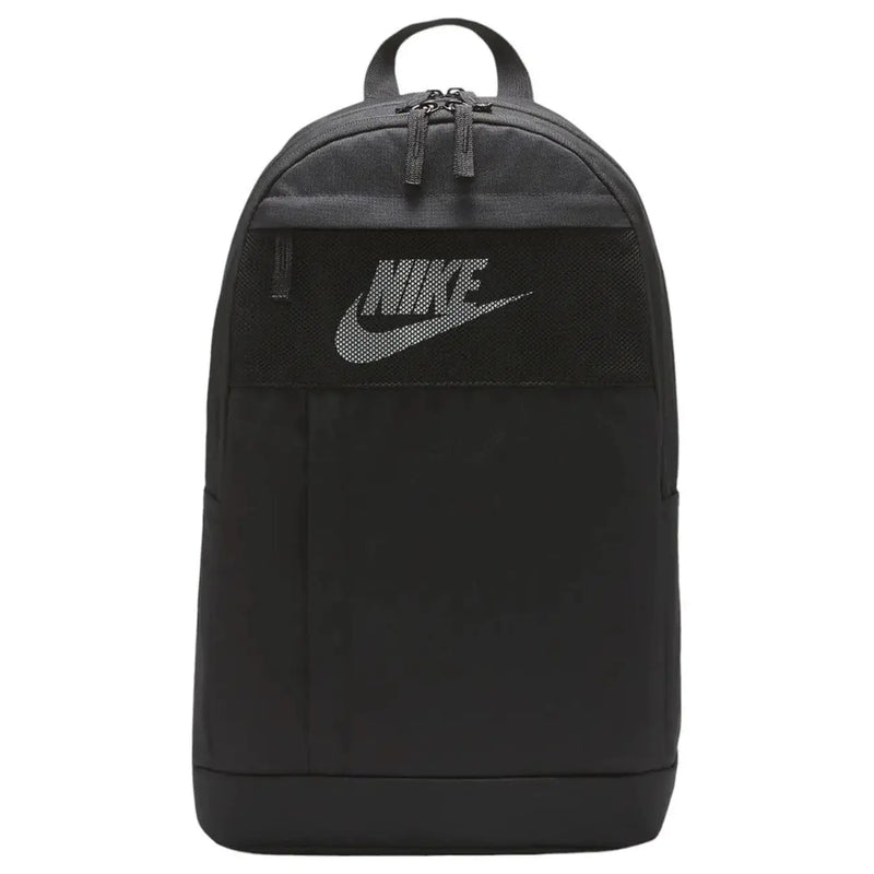 Nike Schwarzer Herrenrucksack mit silbernem Swoosh-Logo auf der Vorderseite, Vorderansicht