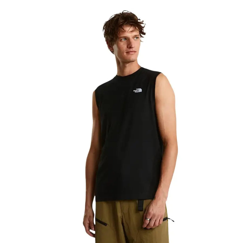 The North Face Herren T-shirt schwarzes ärmelloses Tanktop top mit einem kleinen weißen Logo auf der Brust