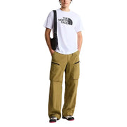 White The North Face men t-shirt with short sleeves and a black logo, ideal for casual outdoor wear