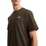 The North Face hommes t-shirt en vert olive, à manches courtes et avec un petit logo brodé sur la poitrine