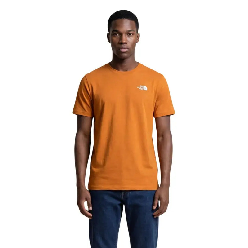T-shirt homme The North Face orange à manches courtes avec logo blanc, en mélange de coton.
