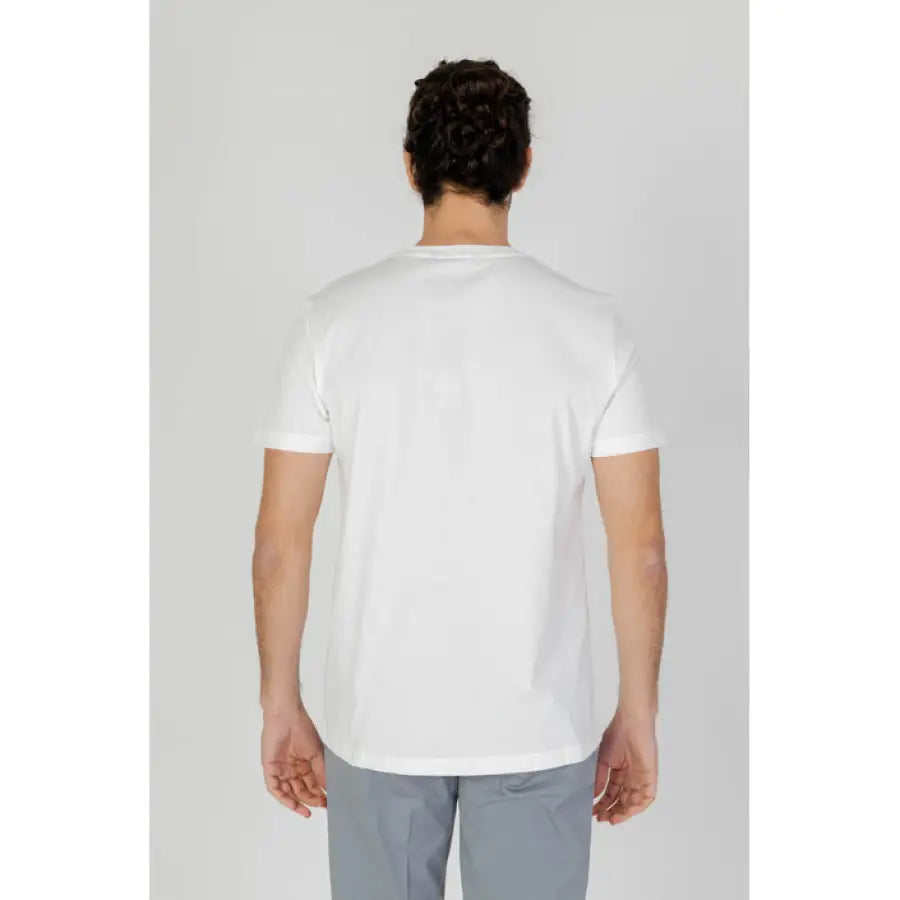 
                      
                        Antony Morato Men’s T-Shirt in elegant design, showcasing The North Face logo
                      
                    