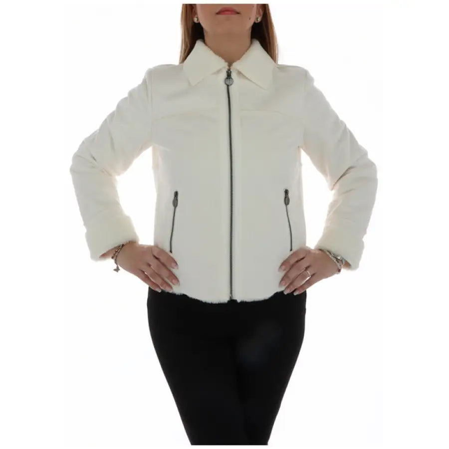 Diana Gallesi Women’s White Leather Jacket - Urban Style Blazer