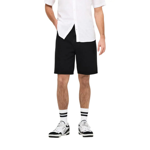Only denim shorts Fade for women in black cotton with straight cut and side pockets, front view