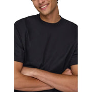 Only & Sons men t-shirt in black short-sleeved crew neck design made from comfortable fabric for casual wear