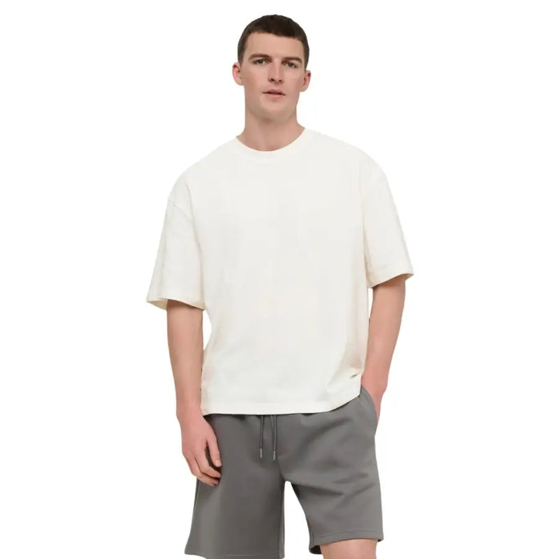Cremefarbener, übergroßer Rundhalsausschnitt t-shirt von Only & Sons mit lockerer Passform und dezent strukturiertem Stoff für Herren