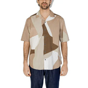 Only & Sons men’s short-sleeve button-up shirt with modern abstract beige tan and white camouflage print
