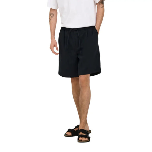 Only Sons shorts ONSWILL for men in black with drawstring waist and side pockets, front view