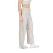 Beige linen blend high-waisted wide-leg trousers with front zipper and side pockets by Only Women front view