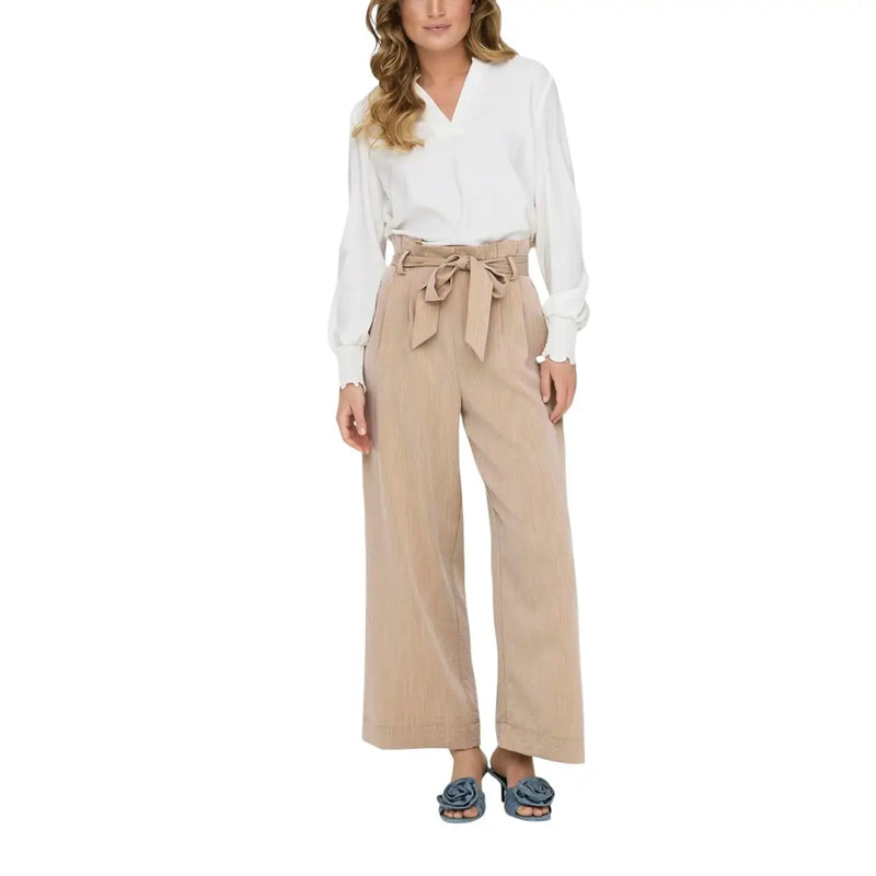 Beige high-waisted wide-leg only women trousers with lace front pockets and self-tie belt in viscose blend fabric