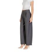 High-waisted grey wide-leg only women trousers with tailored pleated front in polyester viscose size 38