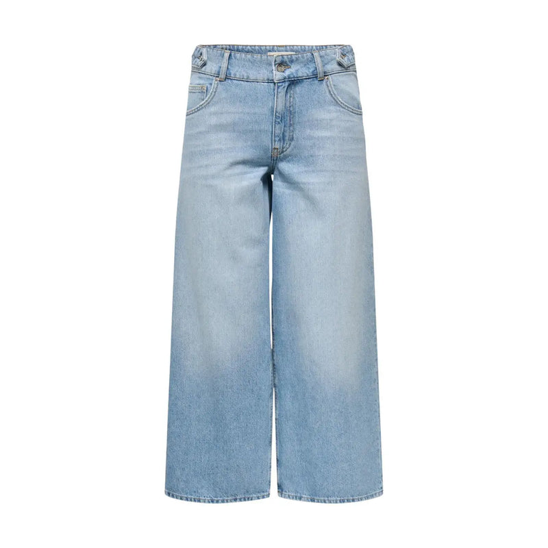 Only Damen-Jeans aus Baumwolle mit weitem Bein, hellblau, in heller Waschung, klassischem Fünf-Taschen-Design und Knopfverschluss.