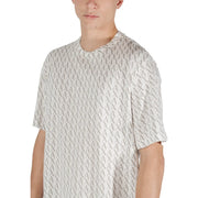 Patterned short sleeve t shirt in light gray and white with a diagonal interlocking letter a design