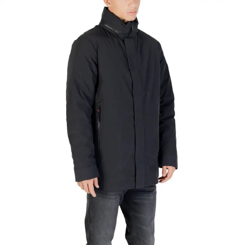 Men’s black puffer jacket with high collar and zipper details from Peuterey Men Fall Winter collection