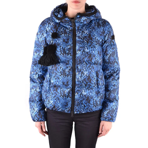 Blaue Daunenjacke von Peuterey für Damen mit Kapuze, Schlangenmuster, schwarzem Besatz und flauschiger Bommelquaste vorne