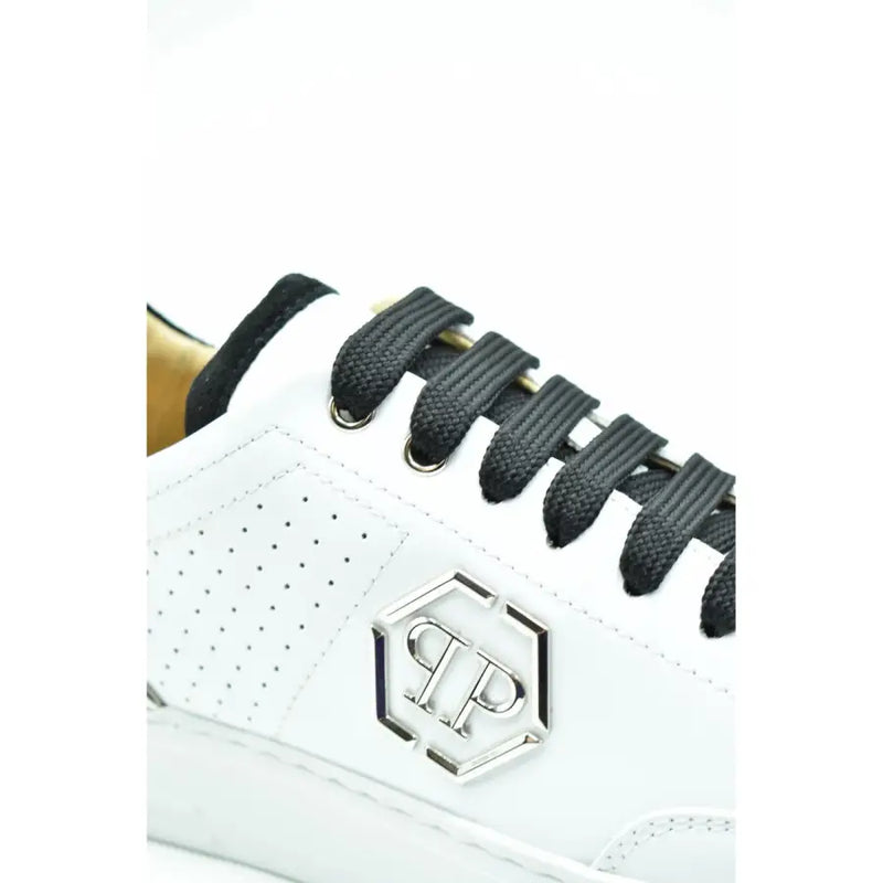 Weiße Philipp Plein Leder-Sneaker für Damen mit schwarzen Schnürsenkeln und silbernem sechseckigem Logo