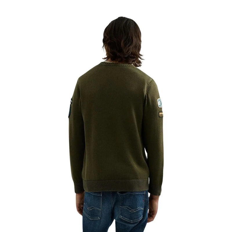 Replay Baumwollpullover für Herren in Olivgrün mit gerippten Bündchen und zwei aufgesetzten Taschen an den Ärmeln, Vorderansicht