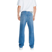 Replay men blue jeans fall winter M9Z1 showing the back side with relaxed fit and classic back pockets in denim