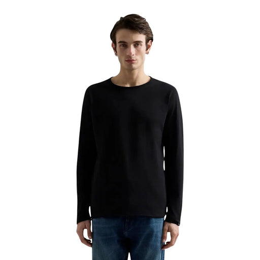 Replay mens black cotton long sleeve t shirt featuring a crew neck and a smooth knitted texture