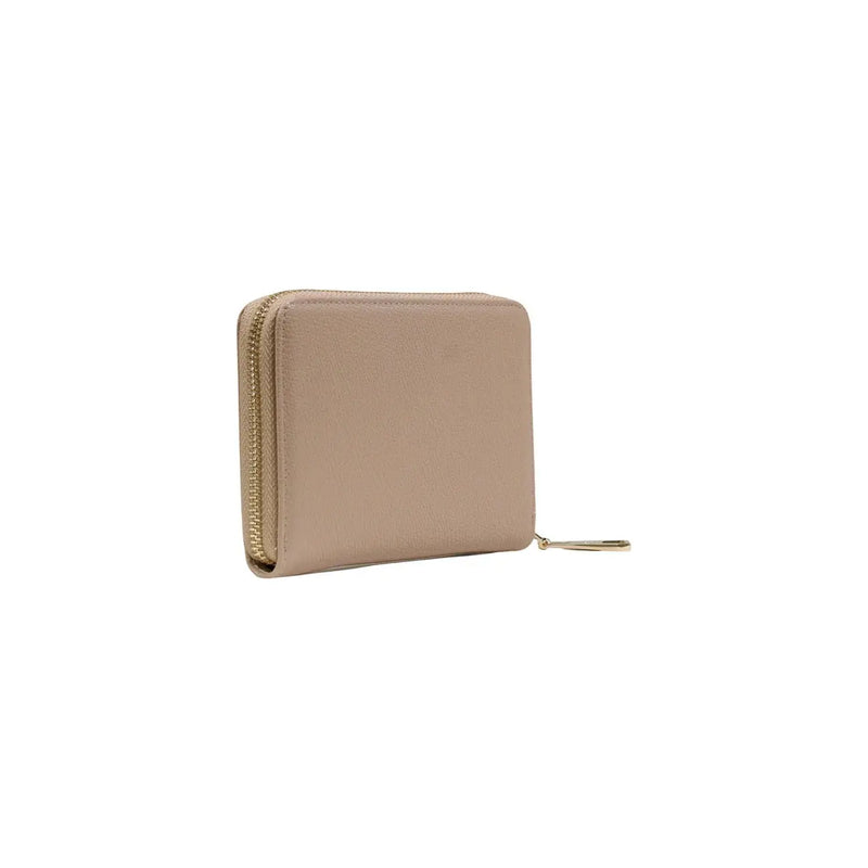 Replay women zip wallet in beige textured leather with gold-tone zipper and pull tab measuring 15x11x2.5 cm