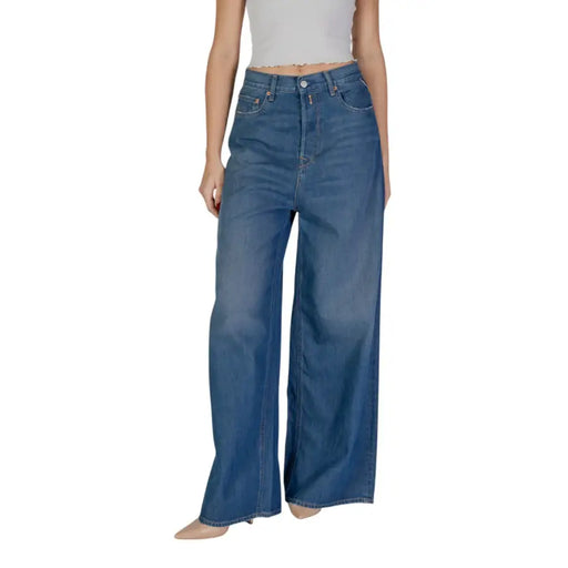 Replay women’s blue trousers high-waisted wide-leg denim jeans medium blue wash with classic stitching and pockets