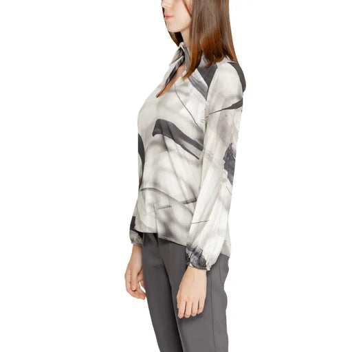 Rinascimento grey print long sleeve viscose blouse with sheer abstract black and white pattern