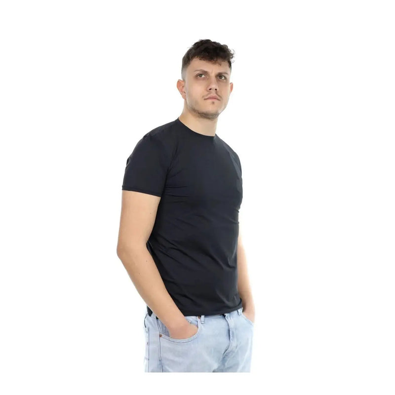 Rrd men black short-sleeved crew neck t shirt made of polyamide elastane blend for casual wear