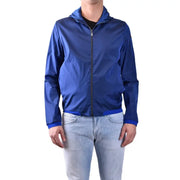 Blazer à capuche pour homme Rrd, veste zippée bleue en polyester, tissu léger et élégant, finitions bleues assorties aux poignets et à la taille.