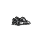 Saucony Herren-Sneaker in Schwarz und Silber mit Mesh-Obermaterial und synthetischen Overlays, entwickelt für optimale Laufleistung