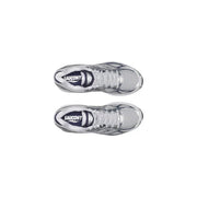 Silver and black Saucony men sneakers with grey textile mesh upper and laces Progrid Guide 7 running shoes