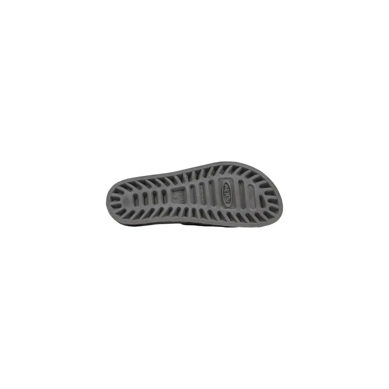 Gray rubber sole with textured ribbed pattern and embossed logo on sensi women pvc slippers grey open toe la jolla