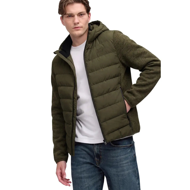 Superdry doudoune matelassée à capuche pour homme, en maille hybride vert olive avec doublure noire (vue de face)