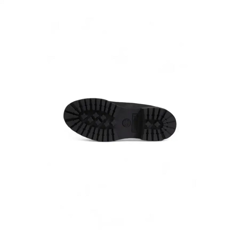 Black timberland men’s leather lace up boot sole with rugged tread pattern and visible brand logo