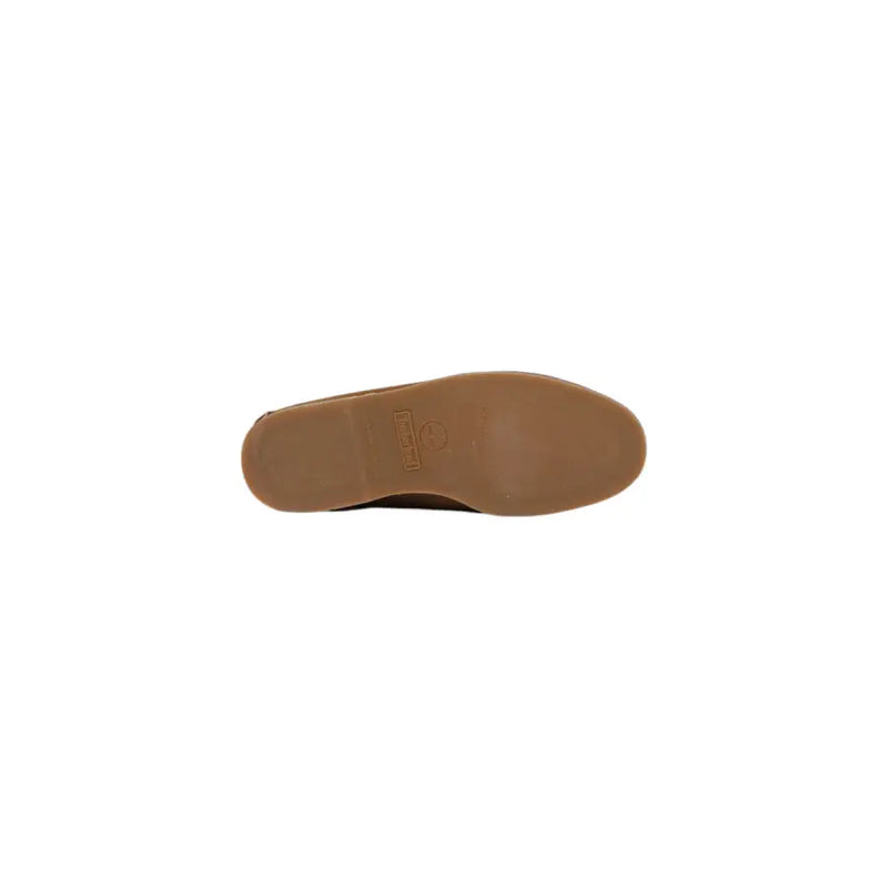 Back view of timberland men classic boat leather moccasin brown shoe with tan rubber sole and embossed logo on heel