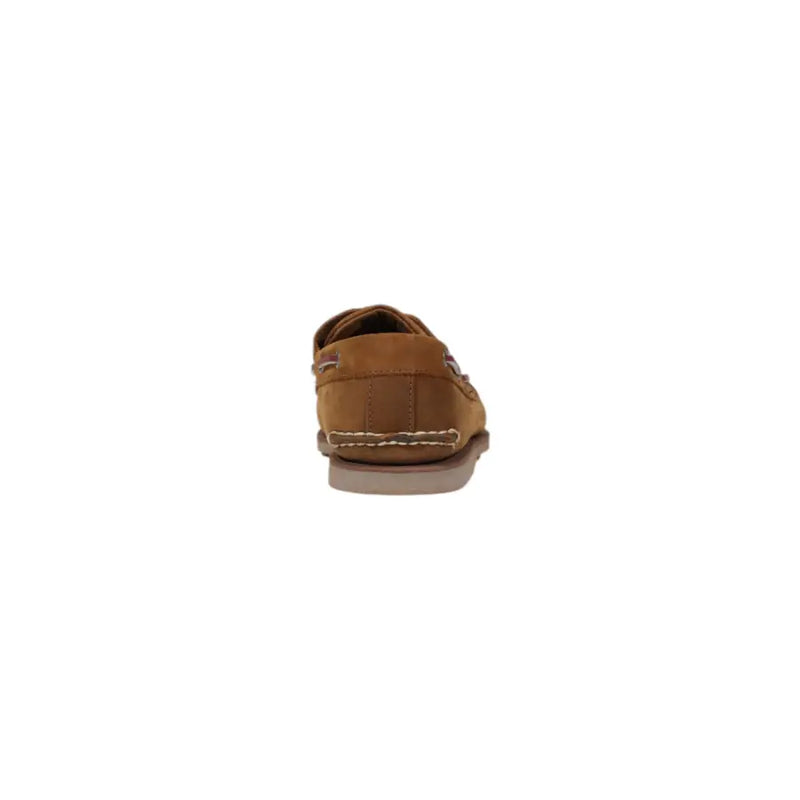 Timberland men classic boat leather moccasin brown shoe in tan suede with white stitching and light brown rubber sole
