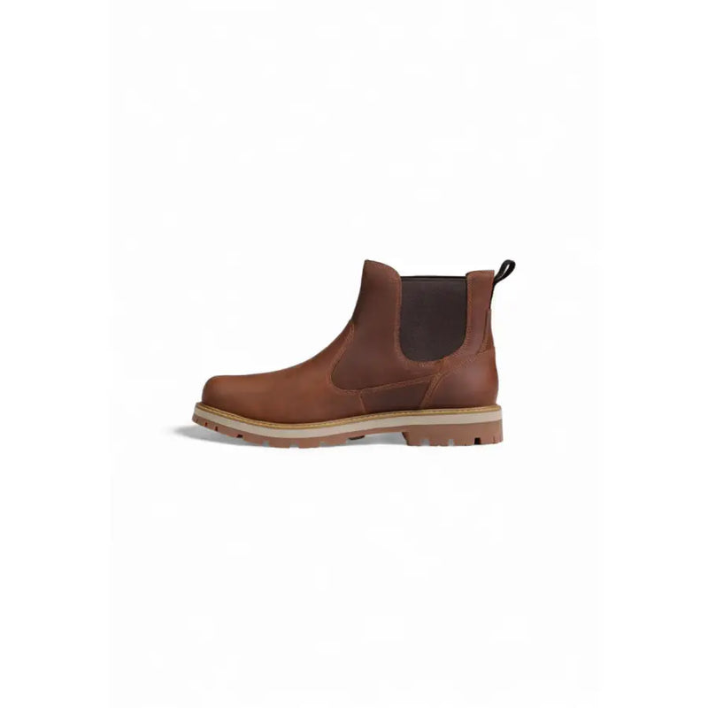 Timberland mens brown leather chelsea boot with tan rubber sole and dark brown elastic side panels