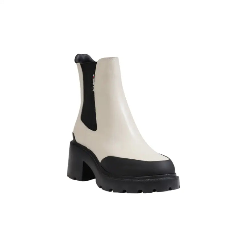 Tommy Hilfiger cream and black leather Chelsea ankle boots with chunky heel