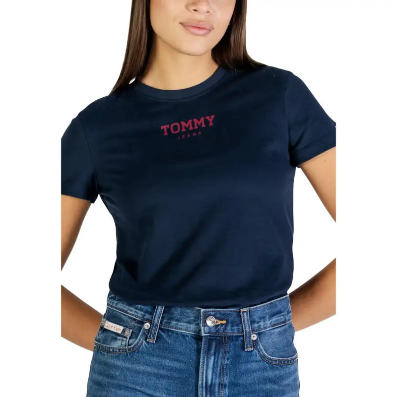 Navy blue tommy hilfiger women’s organic cotton round neck t-shirt with red embroidered logo on front