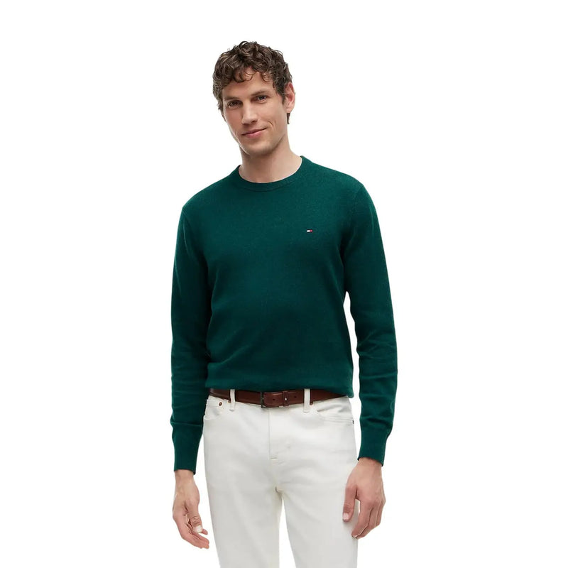 Tommy Hilfiger Kaschmirpullover für Herren in Dunkelgrün mit kleinem, gesticktem Logo auf der linken Brust, Vorderansicht