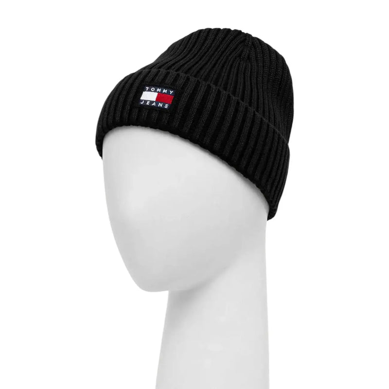 Tommy Hilfiger cotton cap for men in black with ribbed knit texture and tommy jeans logo patch front view
