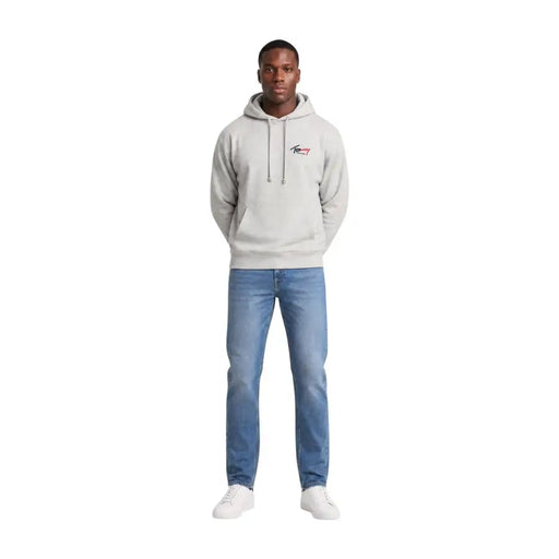 Tommy Hilfiger jeans men grey organic cotton hoodie with small embroidered logo and matching drawstrings on chest