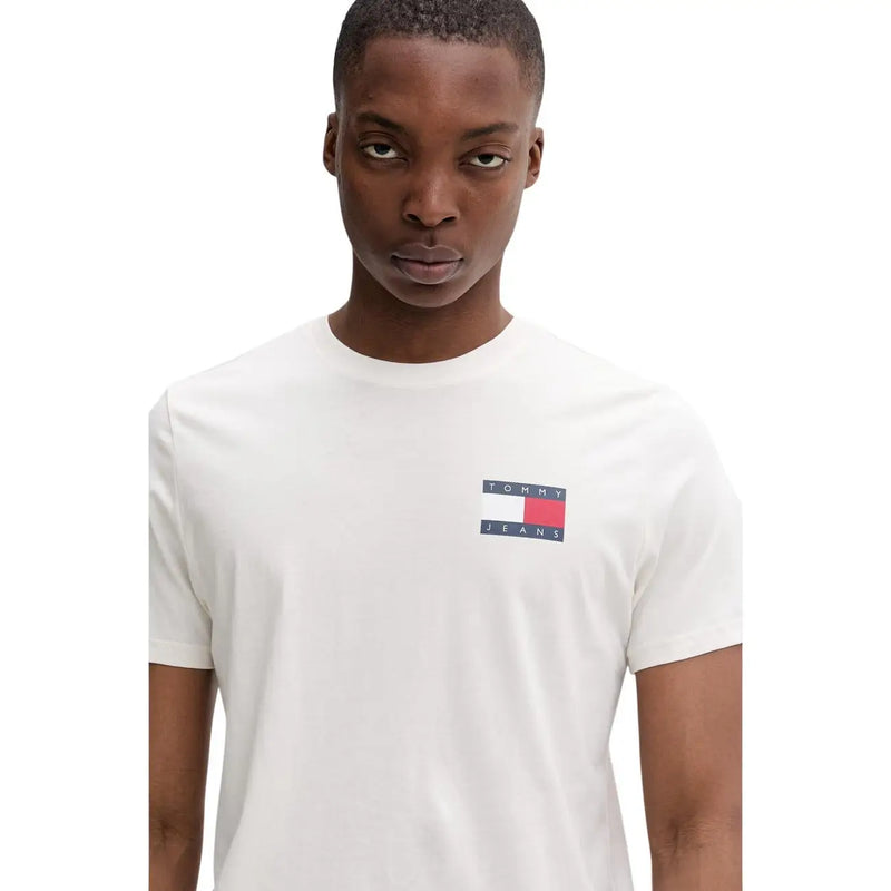 White tommy hilfiger jeans men slim t shirt in cotton beige with classic logo patch on left chest