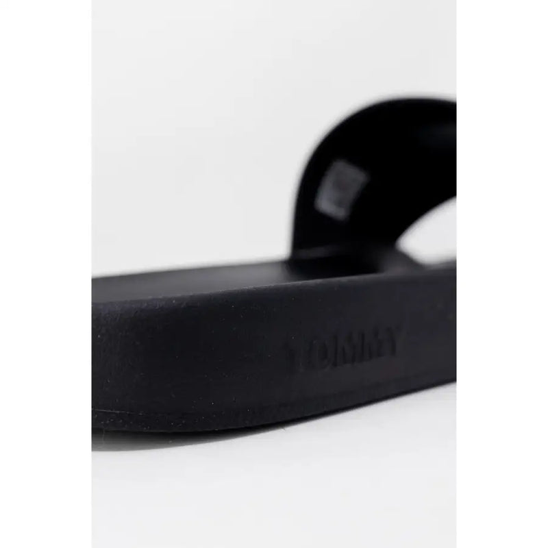 Black rubber Tommy Hilfiger Jeans men slide sandal with minimalist design and embossed brand logo size 2