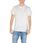 Weiß Tommy Hilfiger Rundhalsausschnitt aus Baumwolle t-shirt für Herren mit dezentem Logo auf der linken Brust Tommy Hilfiger Jeans Sammlung