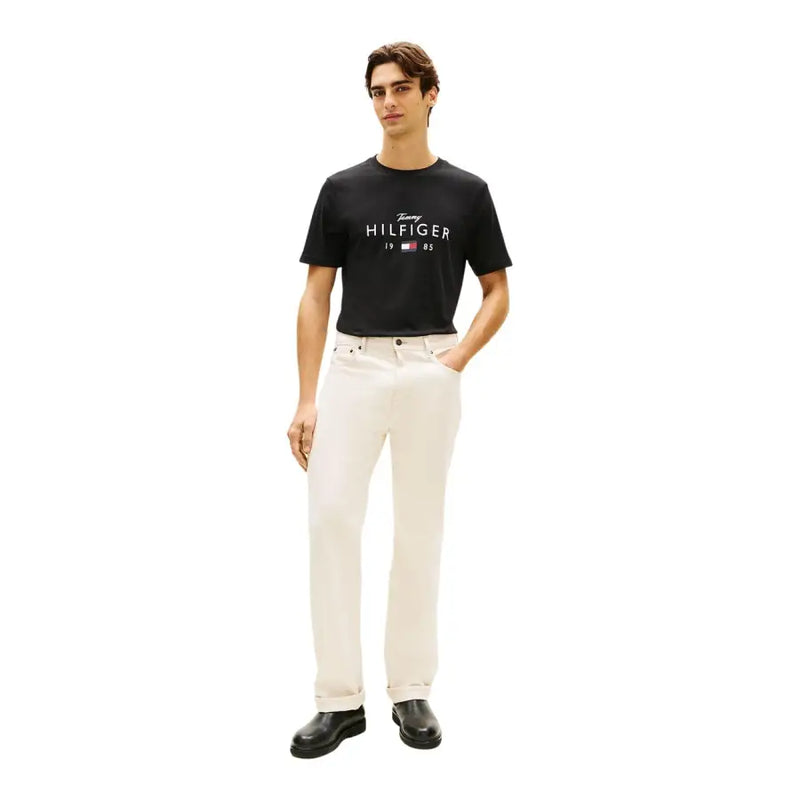 Schwarzes Tommy Hilfiger Baumwoll-T-Shirt mit weißem Logo und Flaggenemblem für Herren, Freizeitkleidung