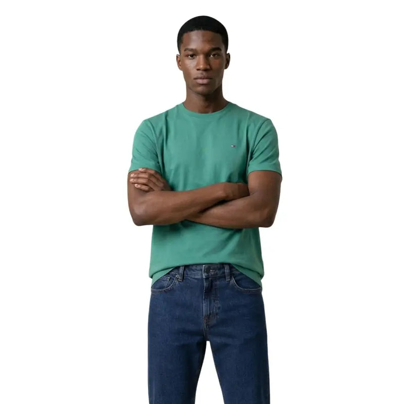 T-shirt Tommy Hilfiger bleu sarcelle à col rond en coton biologique, issu de la collection Tommy Hilfiger Jeans Homme dm0dm22504